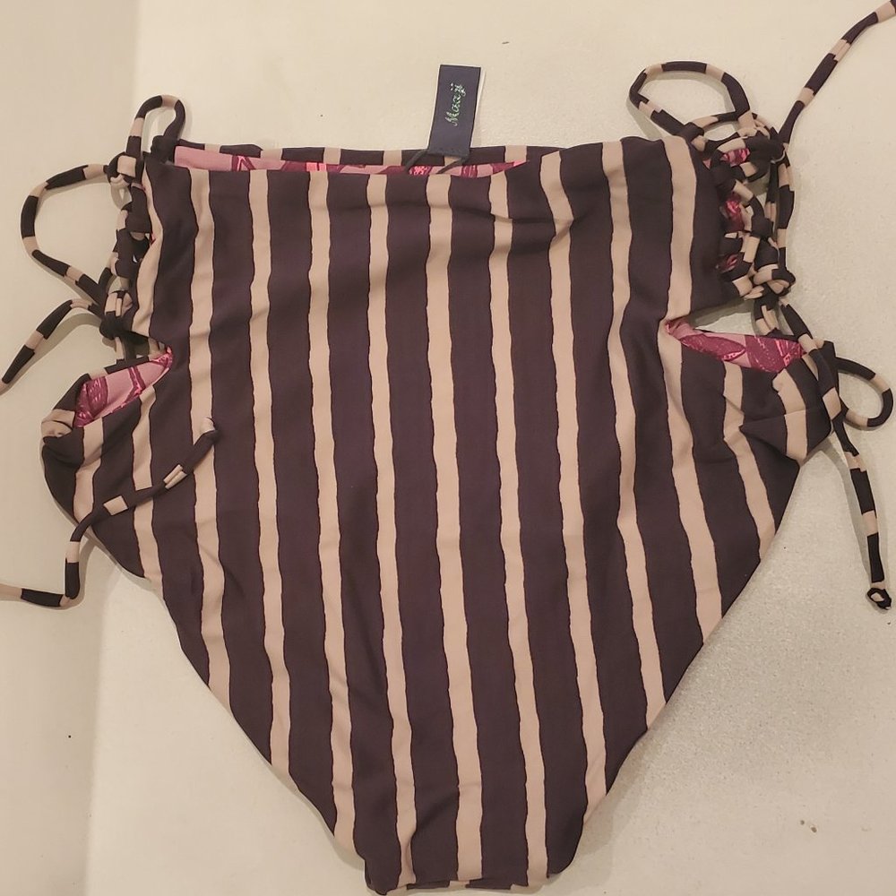 Maaji acai high-waist Reversible Bikini Bottom - Picture 3 of 9